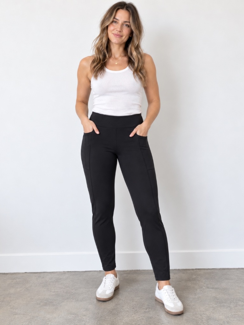 Athleta Ultimate Stash 7/8 Tight Leggings Black Size Medium High Rise Pocket